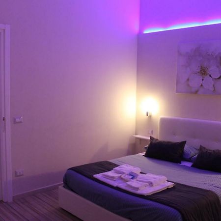 Da Polly A Piazza Amedeo Bed & Breakfast Naples Luaran gambar